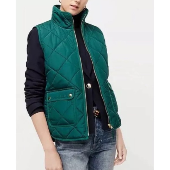 J. Crew Jackets & Blazers - J. Crew Excursion Quilted Down Vest Kelly Green M